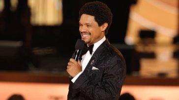 Οργή Τραμπ εναντίον Τρέβορ Νόα για Γροιλανδία και το σκάνδαλο Έπσταϊν