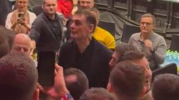 Επεισόδιο Μπαρτζώκα με οπαδό που τον έβρισε