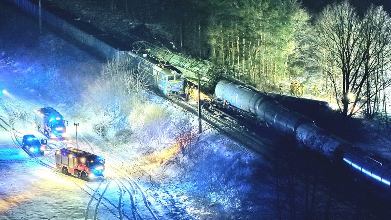 Πολωνία: Εκτροχιασμός εμπορικής αμαξοστοιχίας που μετέφερε πετρέλαιο