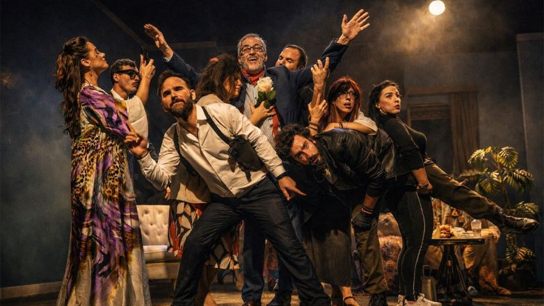 «Ο Ημιυπαίθριος» μια παράσταση του Γιώργου Αλκαίου στο Θέατρο Coronet