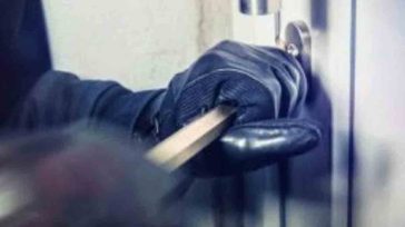 Λήστεψαν πάνω από 40.000 ευρώ από ηλικιωμένη στο Αγρίνιο