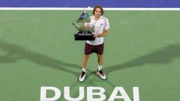 Ο Στέφανος Τσιτσιπάς στο Ντουμπάι για να υπερασπιστεί τον τίτλο του