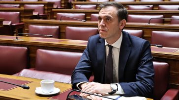 Αίρεται η βουλευτική ασυλία του Δημήτρη Μάντζου