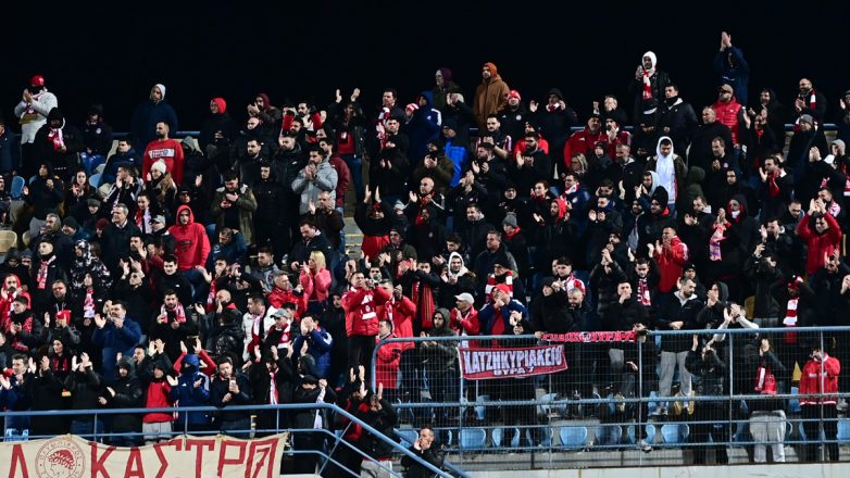 Ολυμπιακός: Αποθέωση για Μπαρτζώκα στην Τρίπολη