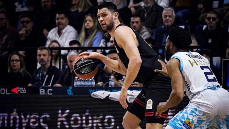 Χωρίς Παπανικολάου απέναντι στη Βίρτους ο Ολυμπιακός