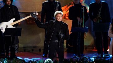 Εκτός σκηνής προσωρινά ο Μπάρι Μάνιλοου – Ανέβαλε τις προγραμματισμένες εμφανίσεις του