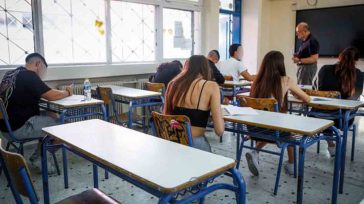 «Ανεστραμμένη τάξη»: Η αμφιλεγόμενη μέθοδος διδασκαλίας που αναστάτωσε σχολείο