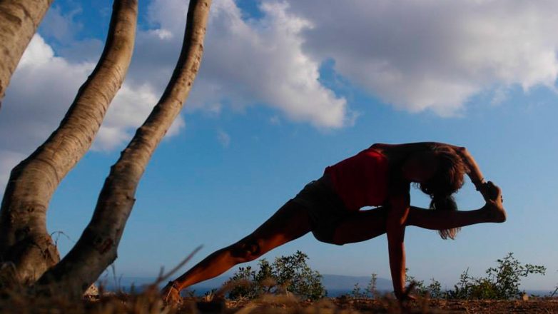 Η δράση της δασκάλας Yoga με τους εμπρησμούς και οι περίεργες αναρτήσεις της