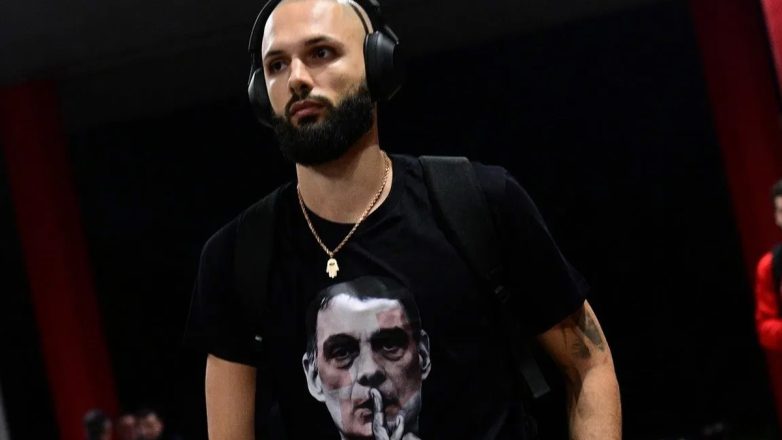 Φουρνιέ: Με μπλούζα Μπαρτζώκα στο ΣΕΦ