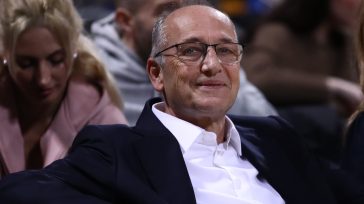 Αγωγή Λιόλιου σε πρόεδρο ΚΑΕ για απειλητικά μηνύματα