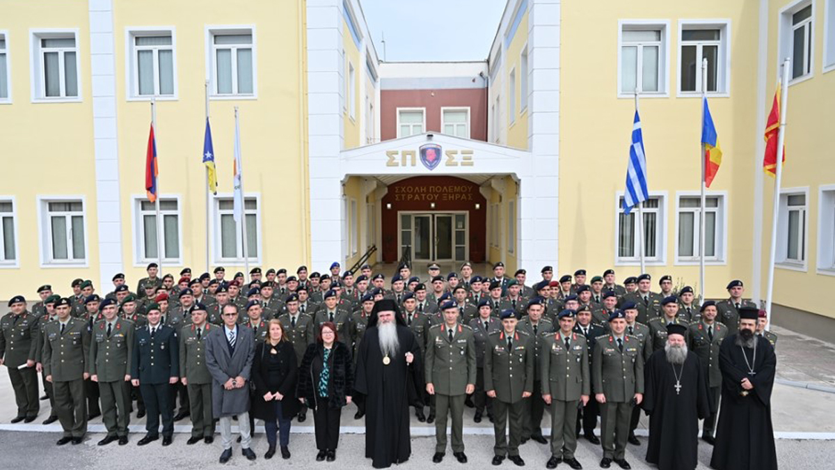 Συνολικά 78 αξιωματικοί αποφοίτησαν από την 13η εκπαιδευτική σειρά της Σχολής Πολέμου Στρατού Ξηράς