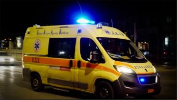 Νεκρός ο πεζός που παρασύρθηκε από μοτοσικλέτα στη Λ. Μαραθώνος