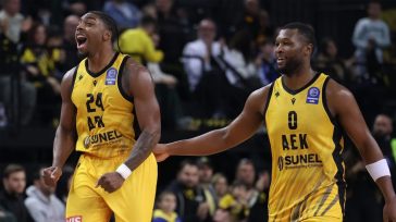 Αγχώθηκε αλλά πήρε τη νίκη στο φινάλε η ΑΕΚ