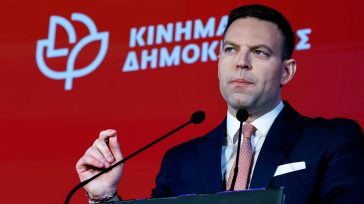 Κασσελάκης: «Δεν με τελείωσαν» – Τι είπε στην έναρξη του συνεδρίου του «Κινήματος Δημοκρατίας»