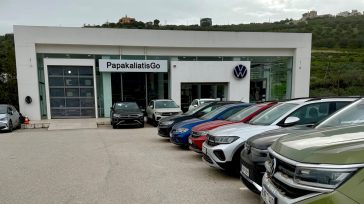 Kosmocar: «Κλείδωσε» την Κρήτη με τον Παπακαλιάτη στο δίκτυό της