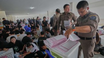 Ταϊλάνδη: Βουλευτικές εκλογές και δημοψήφισμα για τη συνταγματική αναθεώρηση