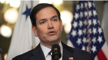 Ρούμπιο: «Ο Τραμπ πρόθυμος να συναντηθεί και με τον Χαμενεΐ»