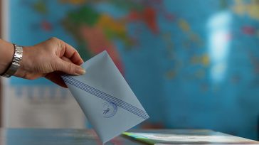 Στη Βουλή το νομοσχέδιο για την εκλογική περιφέρεια μόνο για αποδήμους