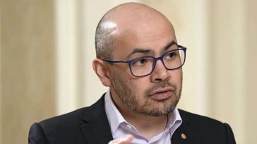 Επικεφαλής Google για AI: «Απαιτείται επείγουσα έρευνα για την αντιμετώπιση των απειλών της»