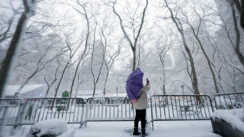 Η Νέα Υόρκη βρίσκεται αντιμέτωπη με την ισχυρότερη χιονοθύελλα της 10ετίας Η Νέα Υόρκη βρίσκεται αντιμέτωπη με την ισχυρότερη χιονοθύελλα της 10ετίας
