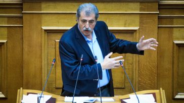Πολάκης: Δεν θα χαρίσουμε τη χώρα στη δεξιά του Μητσοτάκη