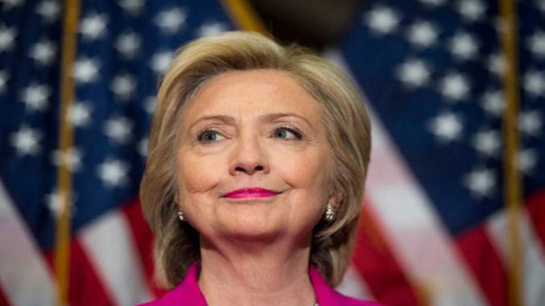 Χίλαρι Κλίντον: Διακόπηκε η κεκλεισμένων των θυρών κατάθεσή της
