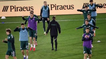 Μέγας είσαι Τεττέη