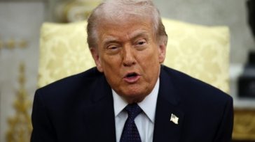 «Αν αυξηθούν, ας αυξηθούν», λέει ο Τραμπ για τις τιμές στα καύσιμα