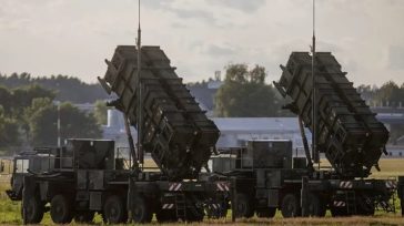 Δένδιας: «Θα βοηθήσουμε στην αντιβαλλιστική προστασία της Βουλγαρίας»