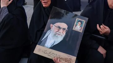 Μέχρι αύριο η επιλογή του νέου ανώτατου ηγέτη στο Ιράν