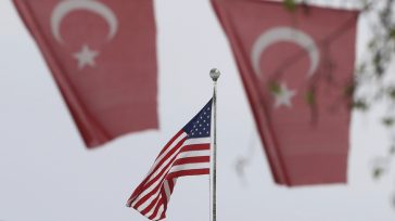 Οι ΗΠΑ εκκενώνουν το προξενείο τους στα Άδανα