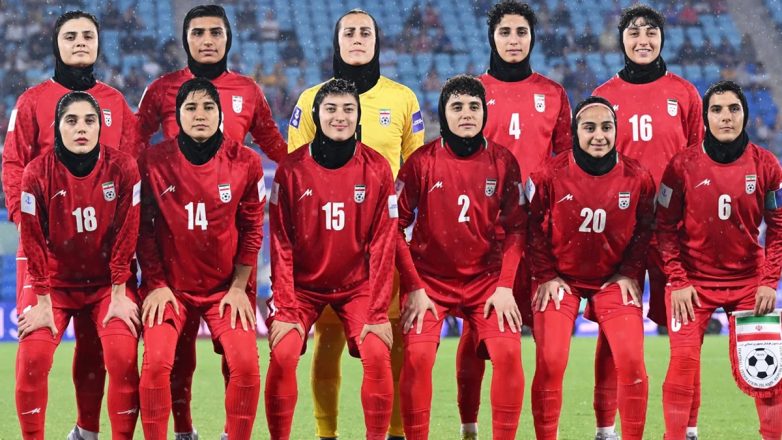 Θρίλερ για την τύχη της γυναικείας ομάδας ποδοσφαίρου του Ιράν Θρίλερ για την τύχη της γυναικείας ομάδας ποδοσφαίρου του Ιράν