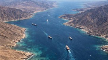 Σαράντα χώρες συζητούν τρόπους να ανοίξουν εκ νέου τα Στενά του Ορμούζ