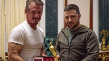 Σον Πεν: Δεν πήγε στα Όσκαρ γιατί βρίσκεται στο Κίεβο