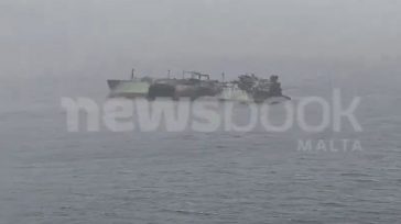 Θρίλερ με ακυβέρνητο ρωσικό δεξαμενόπλοιο στη Μεσόγειο