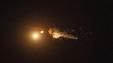 Νέα ιρανική επίθεση με πυραύλους και drones στα Ηνωμένα Αραβικά Εμιράτα