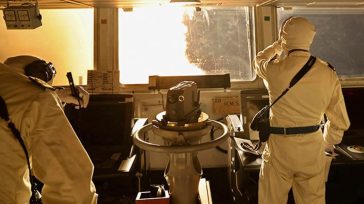 Ηνωμένα Αραβικά Εμιράτα: Βλήμα έπληξε φορτηγό πλοίο ανοιχτά της Σάρτζα