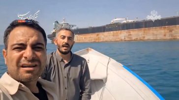 Ιρανοί δημοσιογράφοι ισχυρίστηκαν ότι η Τεχεράνη ελέγχει τα πλοία στα Στενά του Ορμούζ