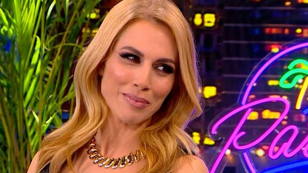 Ντορέττα Παπαδημητρίου: Απαντάει για την σχέση της με τον Γιώργο Γεροντιδάκη – Θα έπαιζε σε ταινία με τον Brad Pitt;