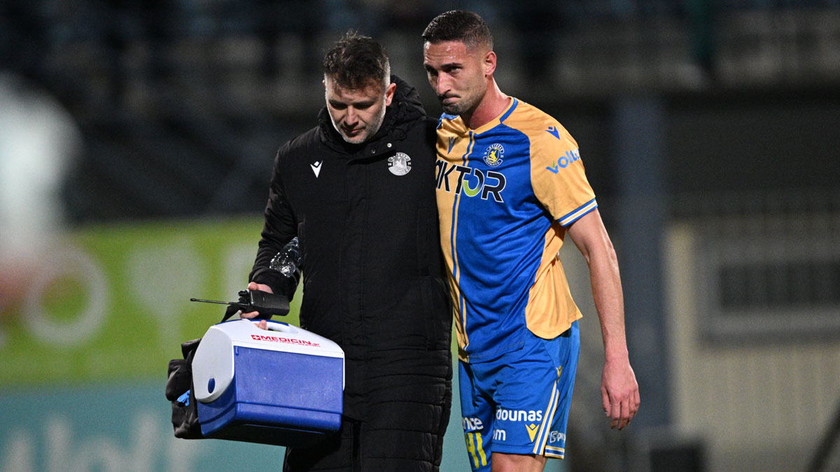 Μακέντα: «Δέκα τελικοί»