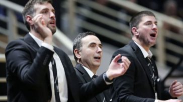 Μπούτσκος: «Δεν θα ήμασταν εδώ χωρίς αυτά τα αποδυτήρια»