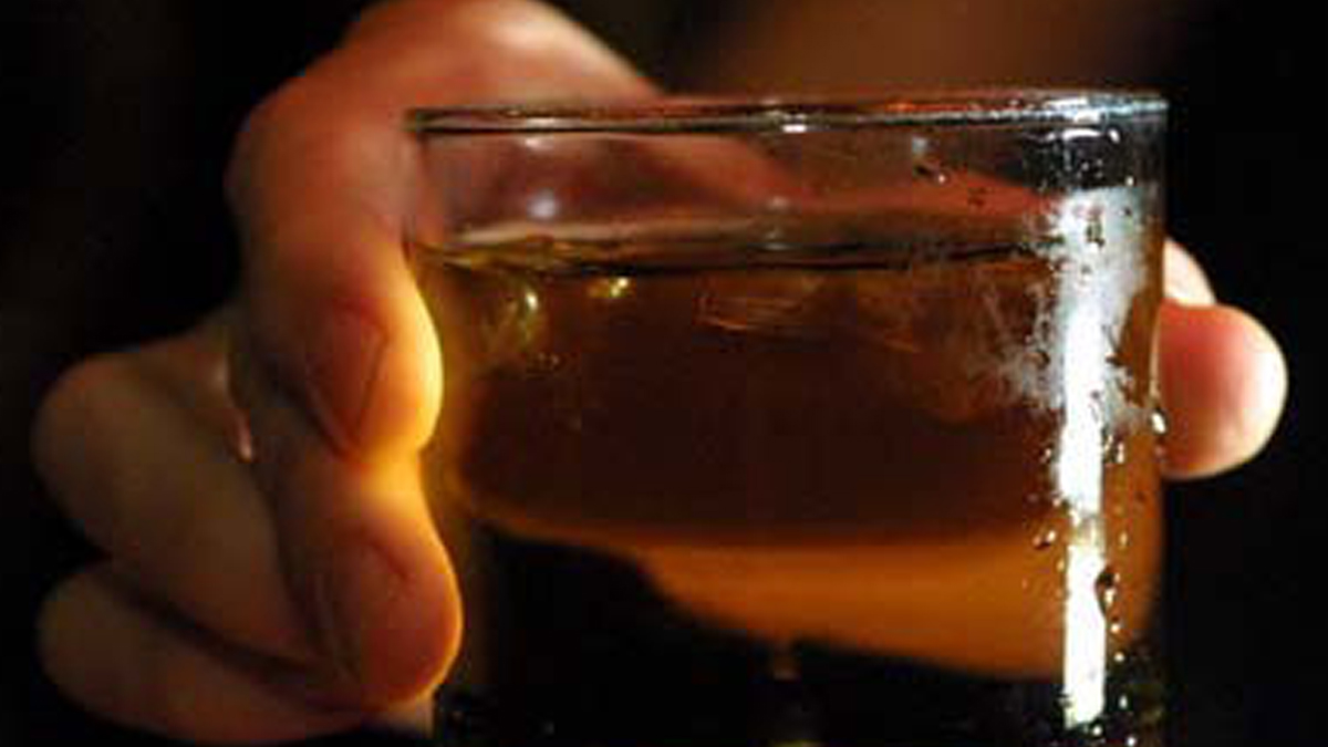 Οδηγούσε μεθυσμένος μαζί με τα δύο ανήλικα παιδιά του