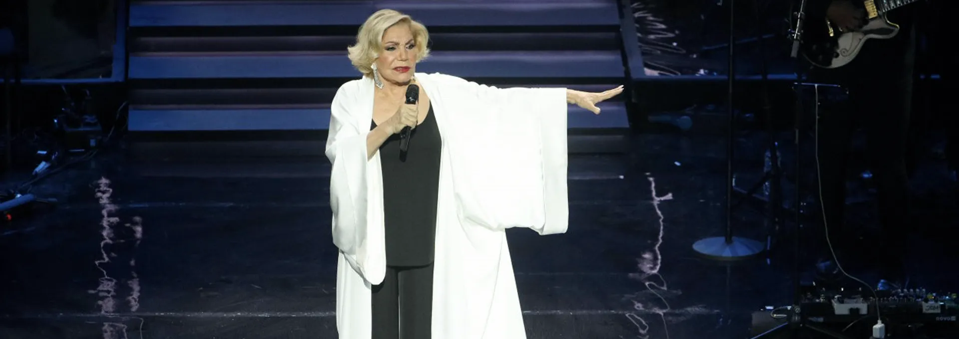 Πέθανε η μεγάλη Κυρία του ελληνικού τραγουδιού, Μαρινέλλα