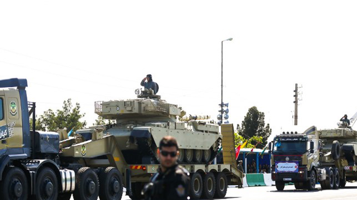 Iράν: Ετοιμότητα για αντιμετώπιση επίθεσης διέταξε ο αρχηγός του στρατού