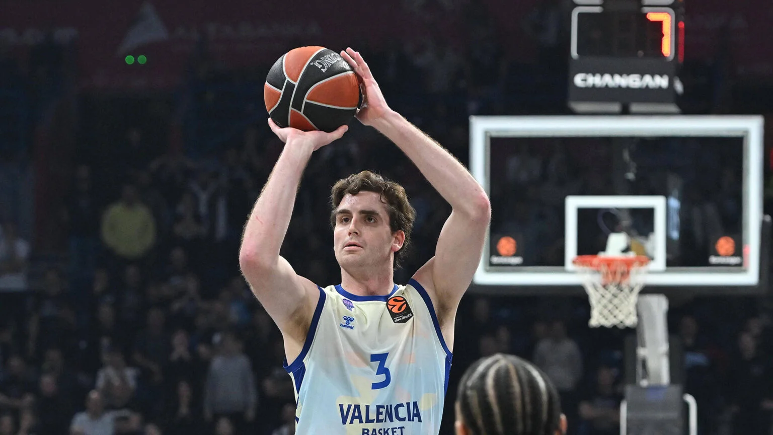 Ρεσιτάλ Ρίβερς και νίκη της Βαλένθια