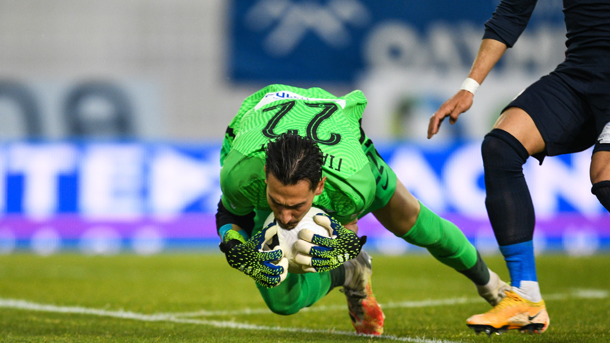 Γκολ-έπος από Έλληνα τερματοφύλακα