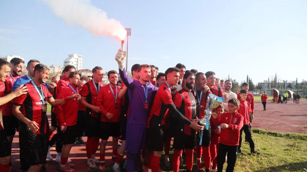 Κούπα ο Απόλλων Καλαμαριάς, γκέλα ο Παναιγιάλειος