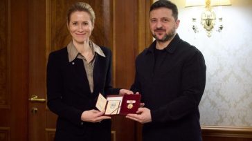 Μόσχα: Το χριστιανικό βραβείο του Ζελένσκι στην Κάλλας είναι «σατανισμός»