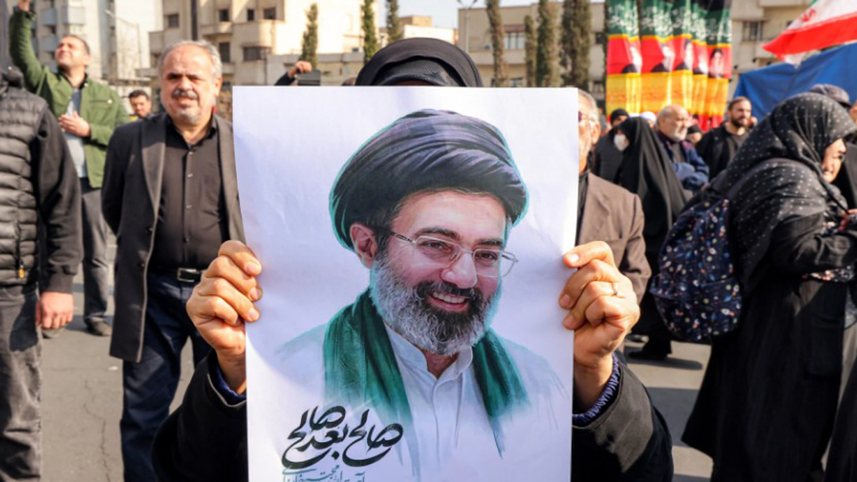 Νέο μήνυμα Χαμενεΐ: «Δεν επιδιώκουμε πόλεμο αλλά δεν θα υποχωρήσουμε από τα δικαιώματά μας»