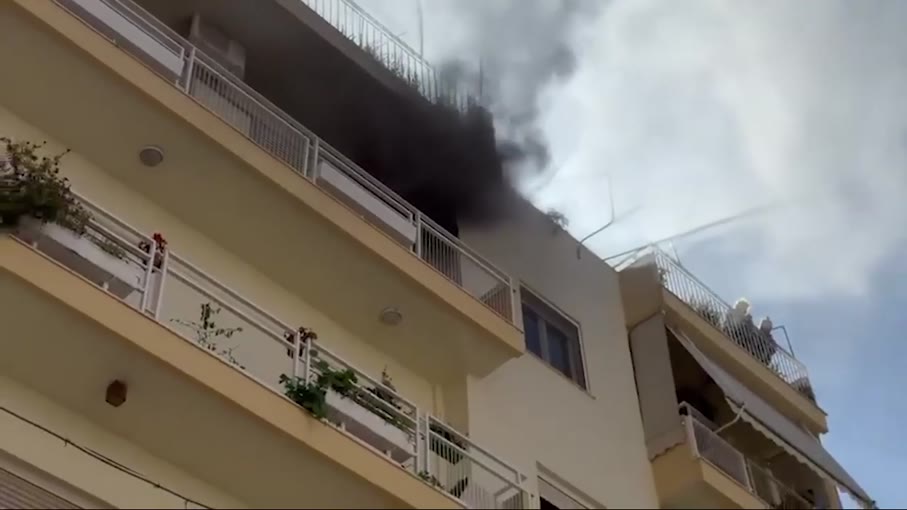 Νεκρή ηλικιωμένη από φωτιά σε πολυκατοικία στην Πάτρα